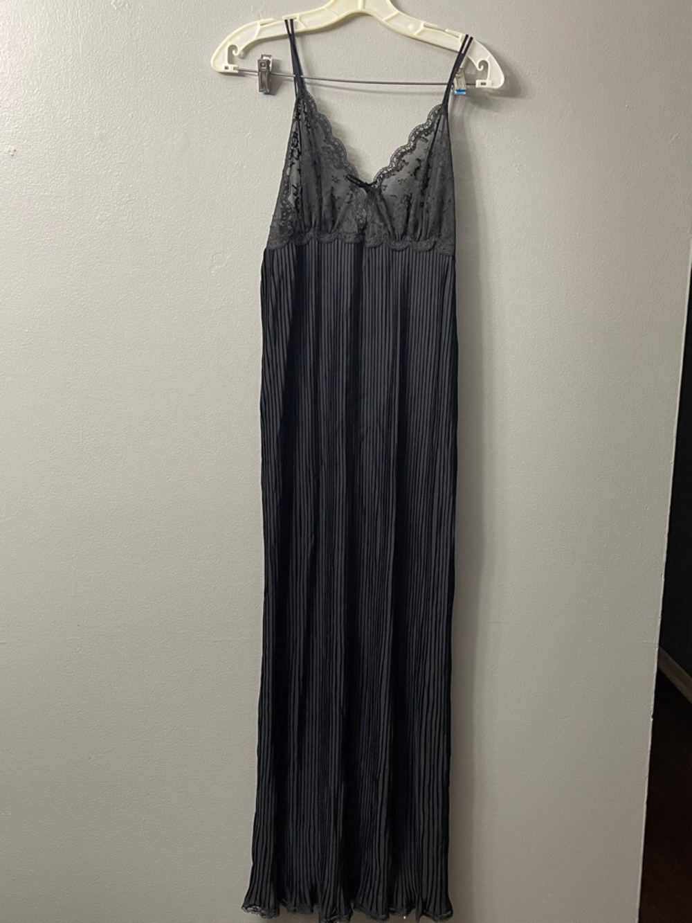 Van Roalte vintage maxi slip black pleated dress  34 - Picture 2 of 8